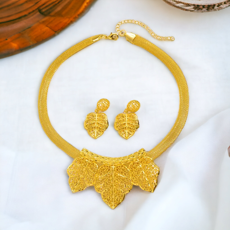 Bijoux luxueux style feuille